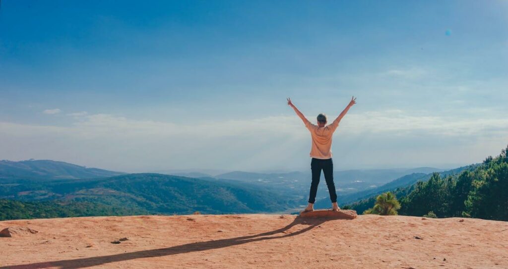 How to be happy by reaching goals - Victory