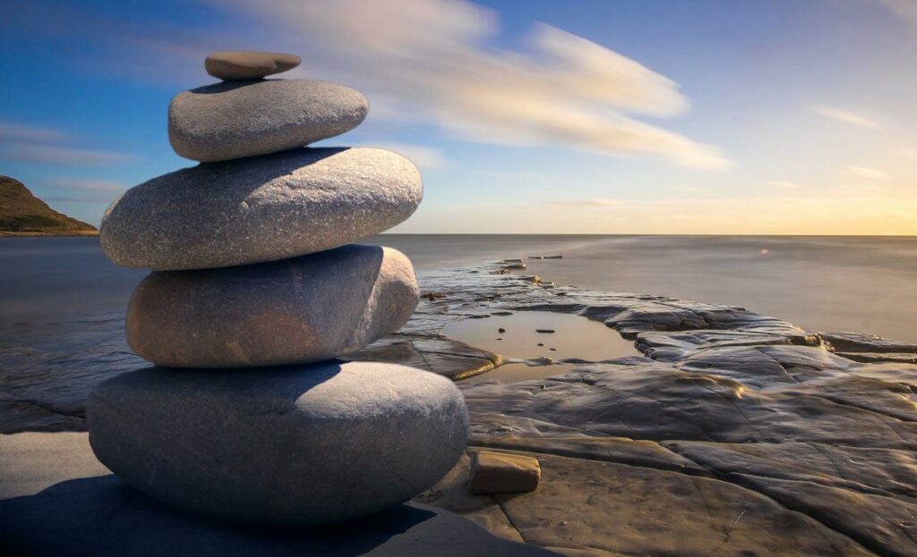 Improving-Work-Life-Balance-The-4HappyU-Work-Life-Balance-Program