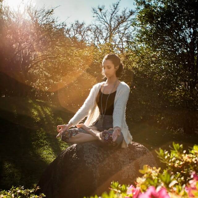 how to meditate properly